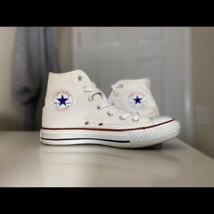 Chuck Taylor All Star White hightop converse size7